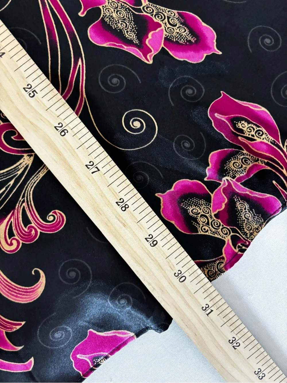 Delicates L Black Pink Gold Floral Satin Chemise Robe Set Lace Trim Y2K